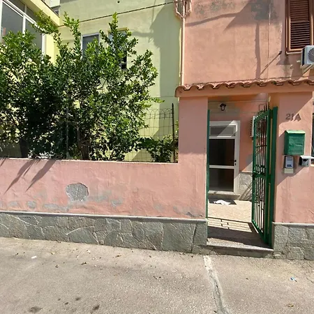 Lemon House Apartment *